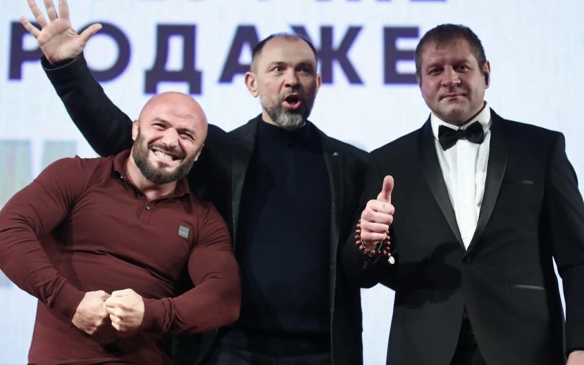 Глава ACA о возможной отмене боя Емельяненко - Исмаилов: "Александр - взрослый и самостоятельный человек"