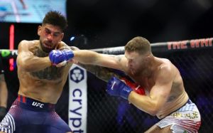 Дана Уайт прокомментировал победу Гэтжи над Топурией