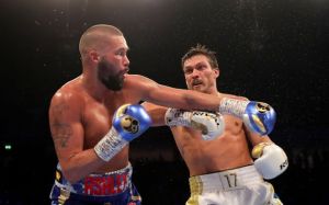 Президент WBC: "Если Усик хочет перейти в хэвивейт, ему нужно поработать над физикой"