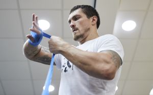 Шон Портер: "Усик обязан показать удар в бою с Джошуа, чтобы победить"