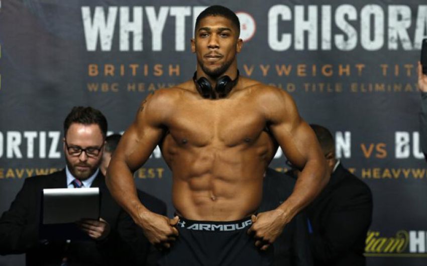 UFC предлагает чемпиону мира по боксу Джошуа 0,5 млрд долларов за подписание контракта