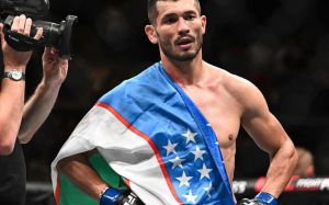Махмуд Мурадов получил себе в соперники бойца из Топ-15 среднего веса UFC