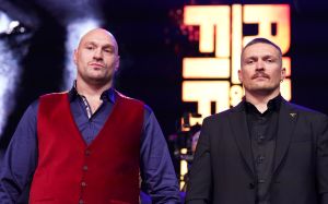 Чжан Чжилей спрогнозировал победителя боя Усик - Фьюри