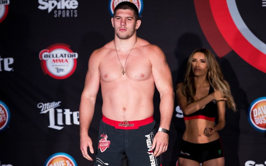 Видео боя Валентин Молдавский – Эрнест Джеймс Bellator 202