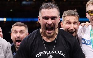 Промоутер Паркера сомневается в желании Усика драться с Джозефом: "Со стороны его лагеря было мало коммуникации"