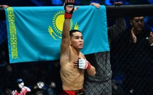 Перспективный боец из Казахстана близок к переходу в UFC