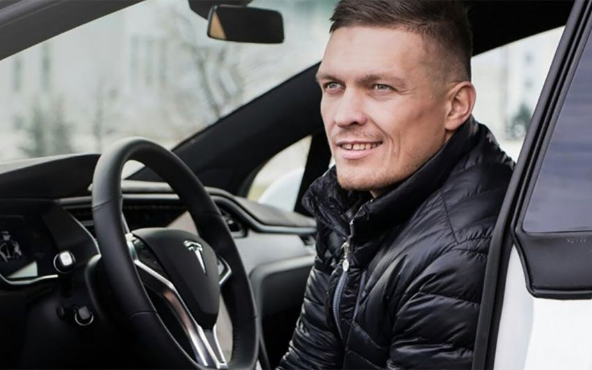 Александр Усик приобрел дорогостоящий автомобиль
