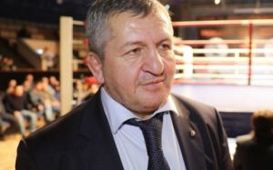 Камил Гаджиев считает Абдулманапа Нурмагомедова главным героем UFC 242