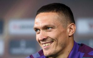 Обозреватель: "Усик – последний, кто будет переживать о бое на территории Джошуа"
