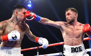 Шакур Стивенсон отреагировал на спорную победу Камбососа над Хьюзом