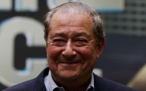 Top Rank подписала непобежденного топ-проспекта супертяжелого веса