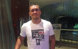 Усик: «Я меньше Джошуа? Чем больше шкаф, тем громче падает»