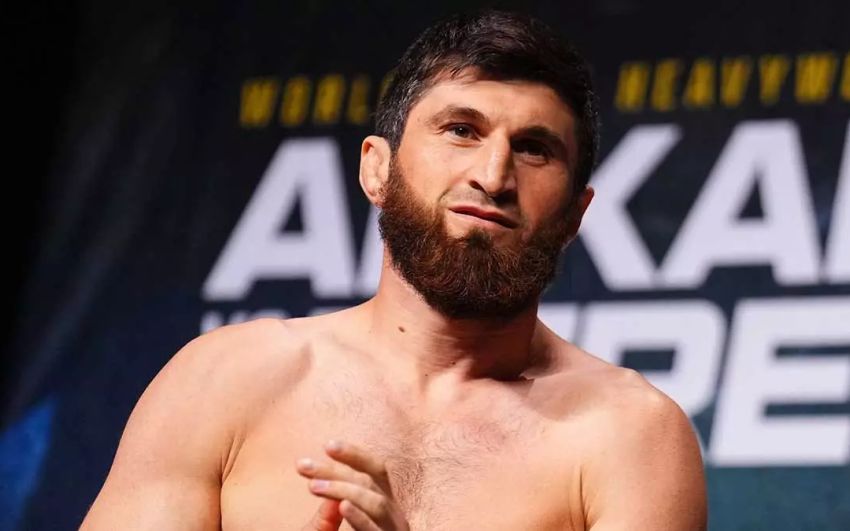 Магомед Анкалаев выступит в главном событии турнира UFC в Абу-Даби, есть соперник