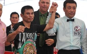 Чемпион из Таиланда продолжает наращивать отрыв от Мейвезера