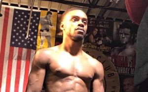 Боксеры Mayweather Boxing Club дали прогнозы на бой Спенс - Питерсон