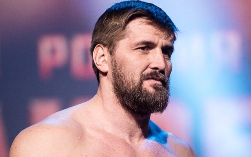 Менеджер Минакова надеется, что бой с Абреу пройдет в мае