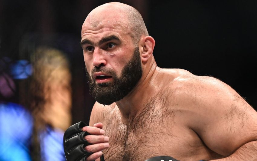 Крис Дакас потребовал убрать Шамиля Абдурахимова из рейтингов UFC