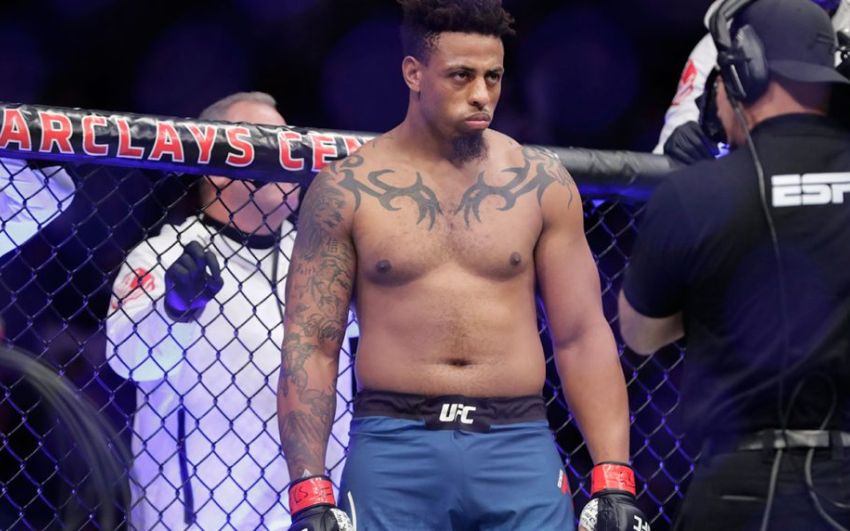 Грегу Харди не разрешено использовать ингалятор на турнире UFC в Москве