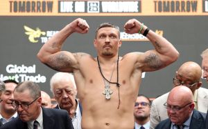 Александр Усик снова возглавил рейтинг P4P от The Ring