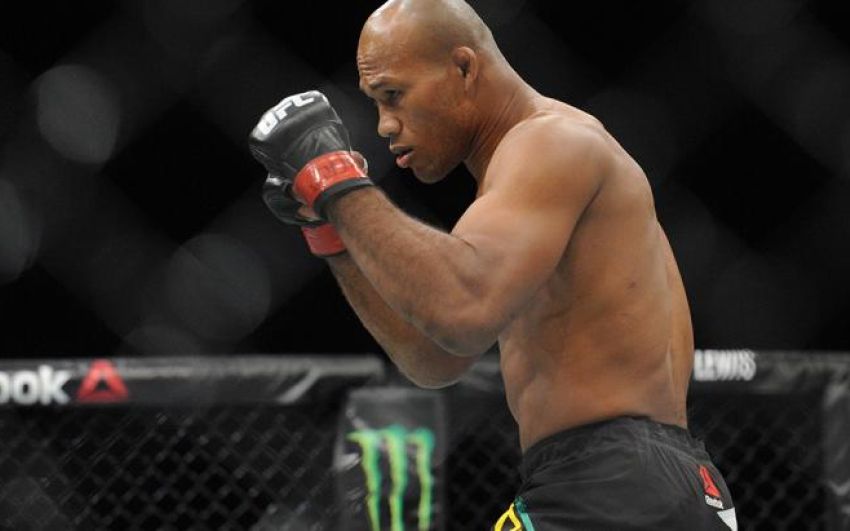 Жакаре Соуза остановил Дерека Брансона на турнире UFC on Fox 27 