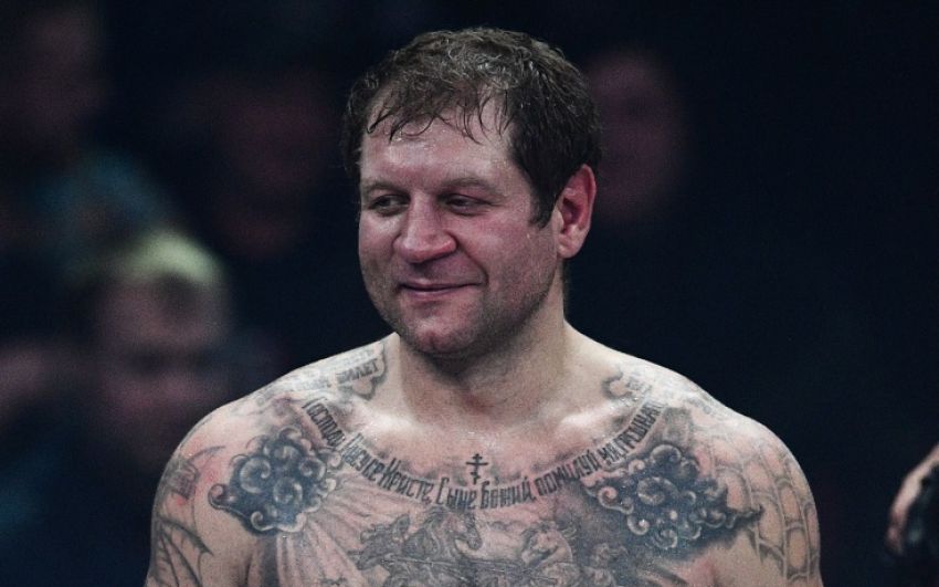 Александр Емельяненко: "Сейчас перестал даже раз в полгода употреблять. Я с алкоголем завязал"