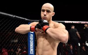 Марлон Мораес подписал контракт на бой с Джимми Риверой на турнире UFC на FOX 28