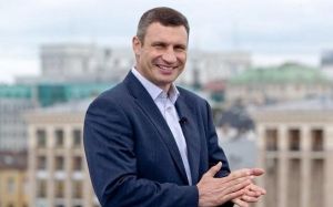 Виталий Кличко: "Старший сын сделал мне подарок на день рождения - сказал, что идет в мэры Киева"