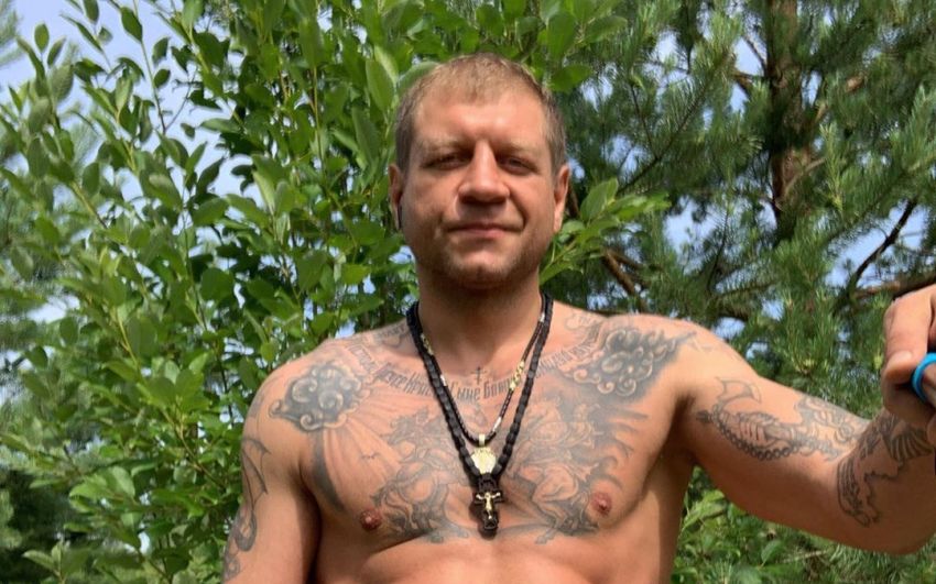 Магомед Исмаилов об Александре Емельяненко: "Посмотрите на него сейчас. Стройный, мощный, сообразительный мужик!"