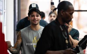 В Golden Boy Promotions рассказали, когда вернется Райан Гарсия, и назвали его потенциального соперника