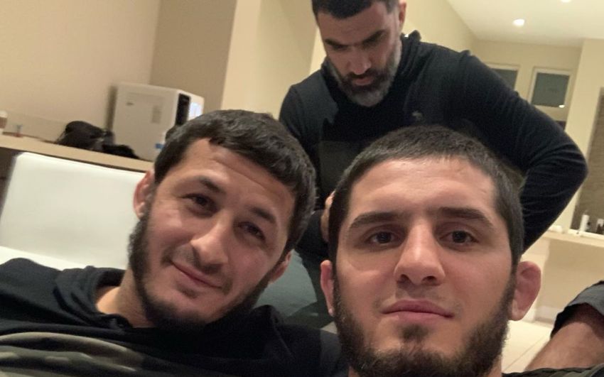 Ислам Махачев поддержал Рашида Магомедова после поражения на турнире PFL 8