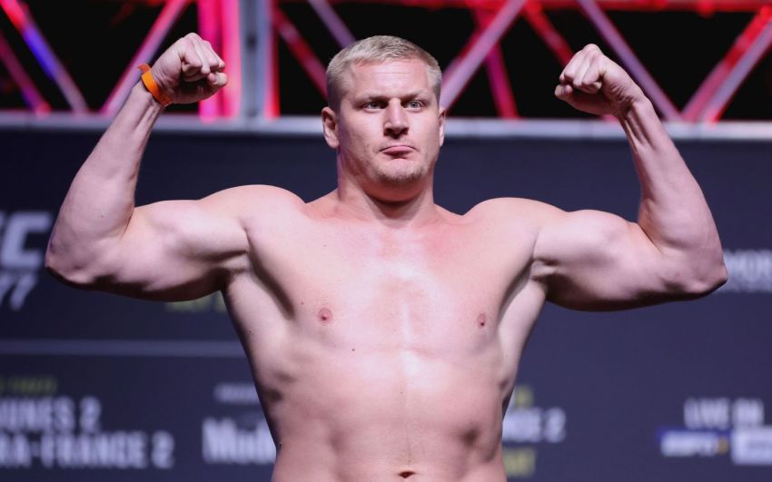 Андрей Корешков - о потенциальном бое Павлович - Джонс: "Если он попадает, то мало ему не покажется"