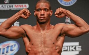 Экс-чемпион Bellator Уилл Брукс дебютировал с победой над Пирсоном 
