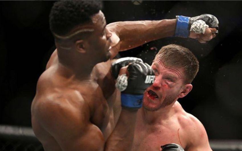 Алистар Оверим прокомментировал главные бои турнира UFC 220 в Бостоне