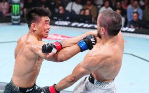 Сонг Ядонг вырубил Умара Нурмагомедова в главном событии UFC Fight Night 286