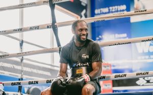 Дензел Бентли может отказаться от титула WBO из-за гонорара: за защиту чемпиону предложили всего $150 тысяч