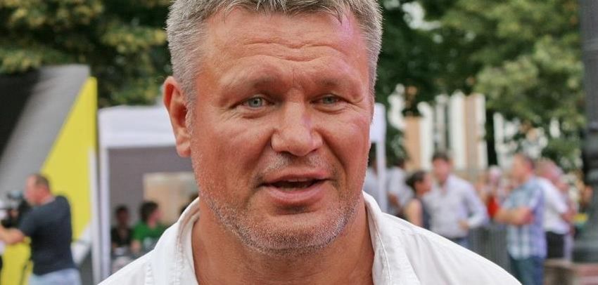 Олег Тактаров: "Поражение Шлеменко было ожидаемым из-за отсутствия концентрации"