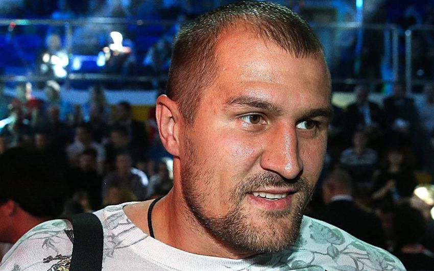 Сергея Ковалева сняли с авиарейса за непристойное поведение