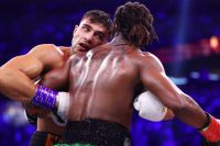 Томми Фьюри пообещал больше не драться с блогерами после спорной победы над KSI и тут же бросил вызов братьям Пол