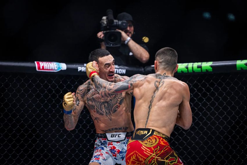 Глава UFC – о победе Топурии над Холлоуэйем: "Оба парня выглядели классно"
