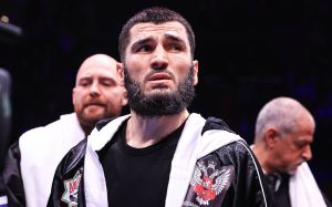 Артур Бетербиев выступил против трештока: "Настоящему спорту это не нужно"