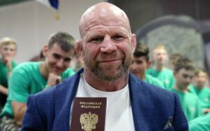 Джефф Монсон заявил, что окончательно отказался от американского гражданства: "Я очень рад, что больше не являюсь частью Америки"