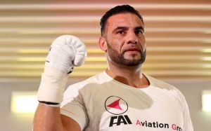Усик больше не единственный чемпион: WBA вернула Мануэлю Чарру "регулярный" титул в супертяжелом весе