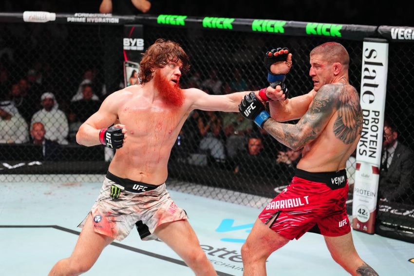 Видео боя Шарабутдин Магомедов – Марк Андре-Баррио UFC on АВС 9