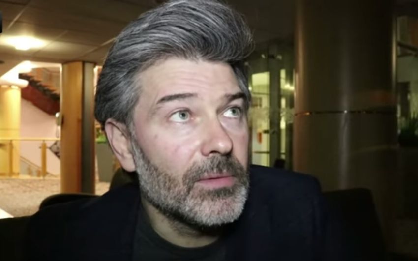 Промоутер: "На месте Джошуа я бы отдал Усику титул. Это бой 50 на 50"