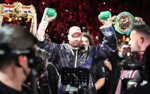 Эдди Хирн не исключает, что Фьюри освободит титул WBC, чтобы не драться с Уайтом