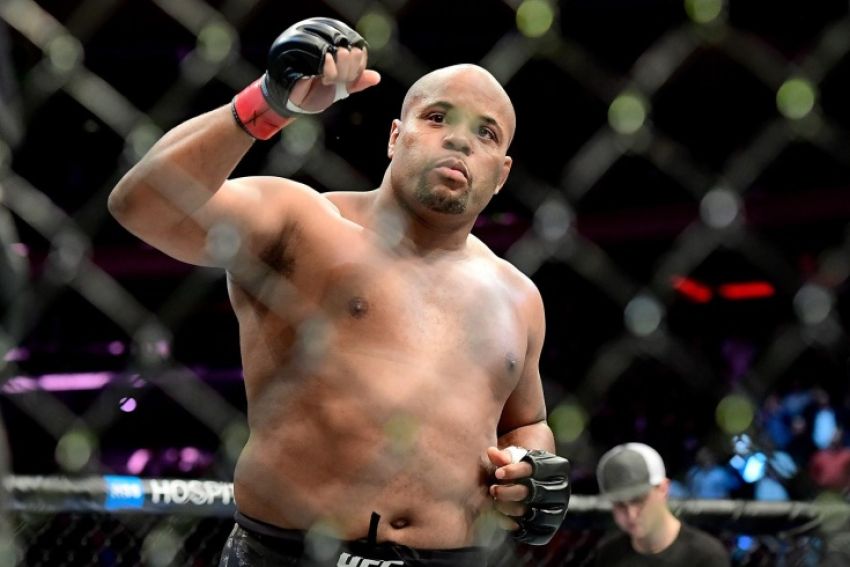 Daniel Cormier said goodbye to MMA for www.sportsandworld.com