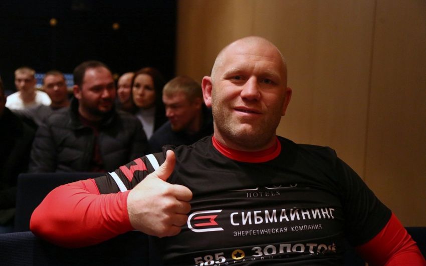 Эвандер Холифилд и Сергей Харитонов поддержали Поветкина перед реваншем с Уайтом