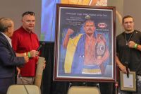 Костя Цзю отреагировал на признание Усика бойцом года по версии WBO