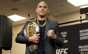 Алекс Перейра поделился подробностями нового контракта с UFC