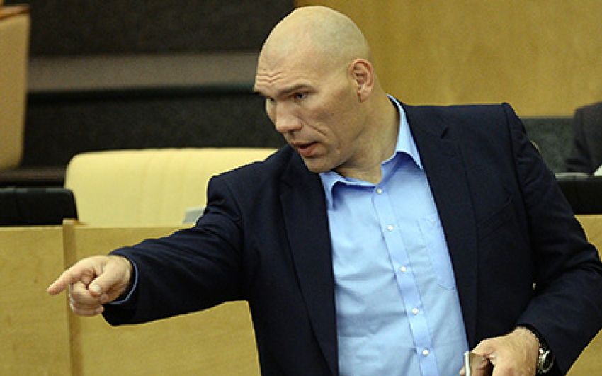 Валуев поддержал Емельяненко в вопросе детских боев в Грозном